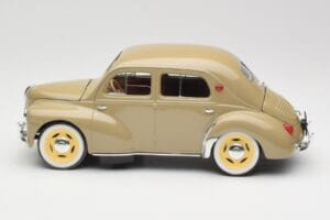 Renault 4CV Berline Gris Ardoise Solido 1:18 8059 Kovina – slika 4 od 8