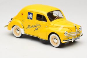 Renault 4CV Michelin Yellow Solido 1:18 82002 Kovina – slika 4 od 6