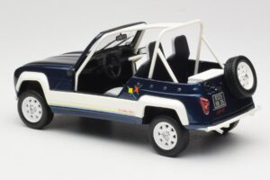 Renault 4L JP4 Modra Otto 1:18 OT212 Smola – slika 5 od 6