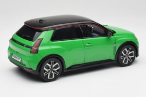 Renault 5 E-Tech Electric Pop Zelena & Črna Norev 1:18 185502 Kovina – slika 3 od 8