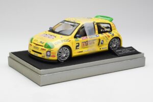 Renault Clio Sport #2 E. Rangoni Renault Clio Trophy Winner 2000 Universal Hobbies 1:18 7711218616 Kovina