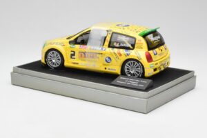 Renault Clio Sport #2 E. Rangoni Renault Clio Trophy Winner 2000 Universal Hobbies 1:18 7711218616 Kovina – slika 5 od 6