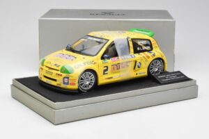Renault Clio Sport #2 E. Rangoni Renault Clio Trophy Winner 2000 Universal Hobbies 1:18 7711218616 Kovina – slika 6 od 6