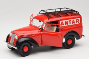 Renault Juvaquatre Utilitaire Rdeč Solido 1:18 8424 Kovina – slika 2 od 8