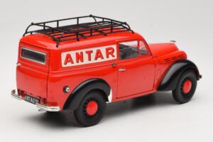Renault Juvaquatre Utilitaire Rdeč Solido 1:18 8424 Kovina – slika 3 od 8