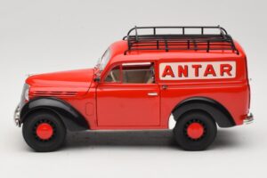 Renault Juvaquatre Utilitaire Rdeč Solido 1:18 8424 Kovina – slika 4 od 8