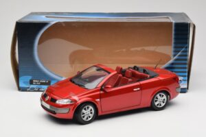 Renault Megane Mk1 CC Rdeč Solido 1:18 8152 Kovina – slika 8 od 8