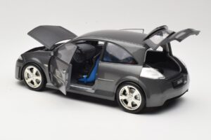 Renault Megane Mk2 RS Vampire Grey Norev 1:18 185101 Kovina – slika 5 od 8