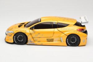 Renault Megane Trophy Showcar Rumena Eurocup Megane Trophy 2011 Norev 1:18 185109 Kovina – slika 4 od 8