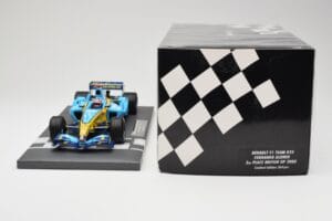 Renault R25 #5 F. Alonso 2nd Place British GP 2005 Minichamps 1:18 117051105 Kovina – slika 6 od 6