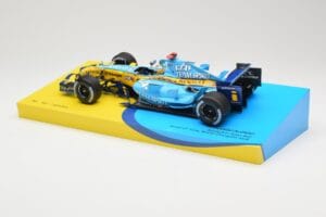 Renault R26 #1 F. Alonso F1 World Champion Brazilian GP 2006 Minichamps 1:18 147061801 Kovina – slika 5 od 6
