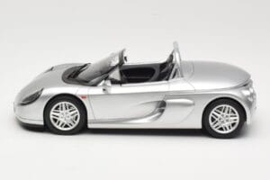 Renault Spider Srebrna Otto 1:18 OT1142 Smola – slika 3 od 6