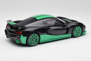 Rimac Nevera Record Monochrome Črn GT Spirit 1:18 GT916 Smola – slika 2 od 6