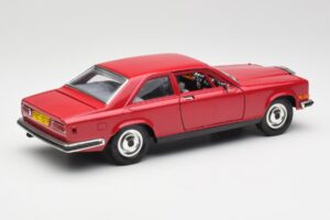 Rolls-Royce Camargue Rdeč Bburago 1:22 3001 Kovina – slika 3 od 8