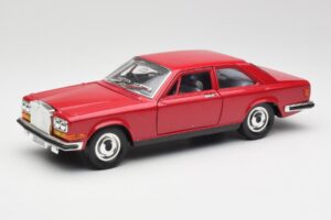 Rolls-Royce Camargue Rdeč Bburago 1:22 3001 Kovina