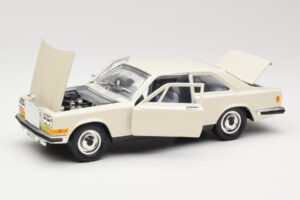 Rolls-Royce Camargue Bel Bburago 1:22 3001-M1 Kovina – slika 3 od 8