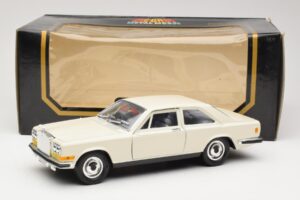 Rolls-Royce Camargue Bel Bburago 1:22 3001-M1 Kovina – slika 8 od 8