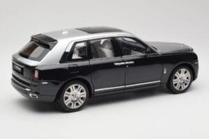 Rolls-Royce Cullinan Črn & Srebrn OEM 1:18 ROLLS001 Kovina – slika 3 od 8