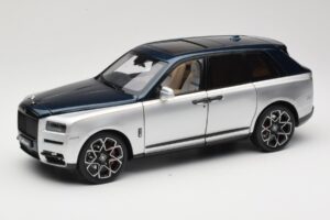 Rolls-Royce Cullinan Modra & Srebrna Dvobarvna OEM 1:18 028-16B Kovina