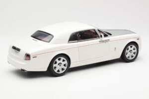 Rolls-Royce Phantom Coupe English Bel Srebrna Kyosho 1:18 08861EW Kovina – slika 3 od 8