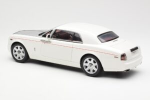 Rolls-Royce Phantom Coupe English Bel Srebrna Kyosho 1:18 08861EW Kovina – slika 7 od 8