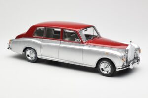 Rolls-Royce Phantom VI Srebrna Rdeča Kyosho 1:18 08905SR Kovina – slika 6 od 8