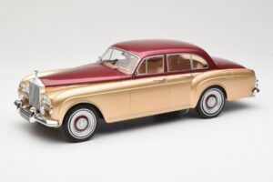 Rolls-Royce Silver Cloud III Flying Spur H.J. Mulliner Rdeč & Zlata MCG 1:18 MCG18132 Kovina