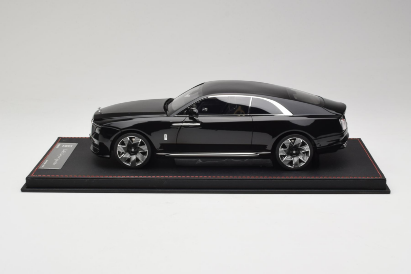 Rolls-Royce Spectre Črn Df Model 1:18 REMC017 Smola