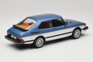 Saab 900 Turbo Blue Metallic MCG 1:18 MCG18261MCW Kovina – slika 2 od 6