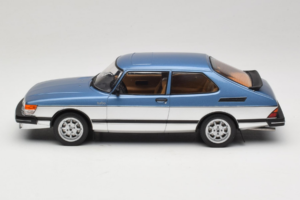 Saab 900 Turbo Blue Metallic MCG 1:18 MCG18261MCW Kovina – slika 3 od 6