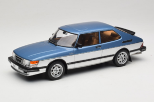 Saab 900 Turbo Blue Metallic MCG 1:18 MCG18261MCW Kovina