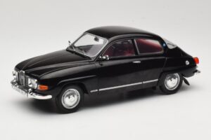 Saab 96 V4 Črn MCG 1:18 MCG18063 Kovina