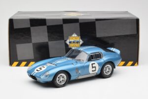 Shelby Cobra Daytona Coupe #5 D. Gurney / B. Bondurant 24 Hours of Le Mans 1964 Exoto 1:18 135190555498 Kovina – slika 8 od 8