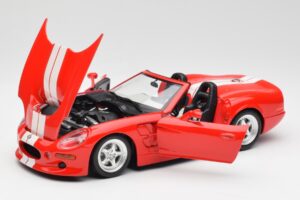 Shelby Series 1 Kabriolet Rdeč Bburago 1:18 3353 Kovina – slika 2 od 8