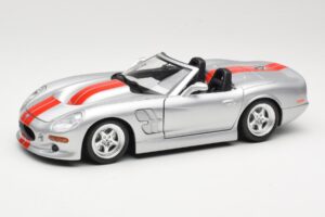 Shelby Series 1 Srebrna Bburago 1:18 3323 Kovina
