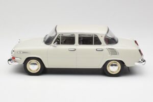 Skoda 1000 MB Siv & Bel MCG 1:18 MCG18275 Kovina – slika 3 od 6