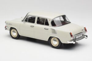 Skoda 1000 MB Siv & Bel MCG 1:18 MCG18275 Kovina – slika 5 od 6