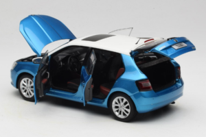 Skoda Fabia Mk3 Moder OEM 1:18 ZSF000004BLA Kovina – slika 5 od 8