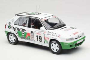 Skoda Felicia Kit Car #19 P. Sibera / P. Gross Tour de Corse 1995 IXO 1:18 18RMC149B Kovina – slika 4 od 6