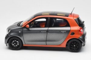 Smart Forfour W453 Lava Oranžen Grafit Siv Norev 1:18 B66960298 Kovina – slika 4 od 8