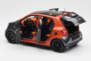 Smart Forfour W453 Lava Oranžen Grafit Siv Norev 1:18 B66960298 Kovina – slika 5 od 8