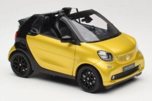 Smart Fortwo 453 Kabriolet Črn In Rumen Norev 1:18 B66960289 Kovina – slika 6 od 8