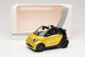 Smart Fortwo 453 Kabriolet Črn In Rumen Norev 1:18 B66960289 Kovina – slika 8 od 8