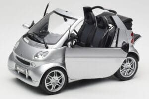 Smart Fortwo W450 Brabus Cabrio Srebrn Prodajalčeva Izdaja Kyosho 1:18 0017769V001C05Q00 Kovina – slika 2 od 8