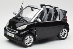 Smart Fortwo Kabriolet W451 Črn & Srebrn Minichamps 1:18 Q0022566V001C18Q00 Kovina – slika 2 od 8