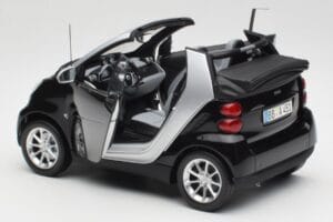 Smart Fortwo Kabriolet W451 Črn & Srebrn Minichamps 1:18 Q0022566V001C18Q00 Kovina – slika 5 od 8