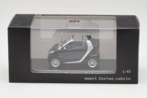 Smart Fortwo Cabrio Globoko Črna Minichamps 1:43 Q0022561V001C18Q00 Kovina – slika 4 od 4