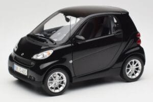 Smart Fortwo Coupe W451 Deep Črn Minichamps 1:18 Q0022563V001C02Q00 Kovina