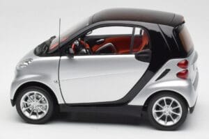 Smart Fortwo Coupe W451 Srebrn & Črn Minichamps 1:18 Q0022528V001C75Q00 Kovina – slika 4 od 8