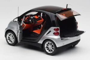 Smart Fortwo Coupe W451 Srebrn & Črn Minichamps 1:18 Q0022528V001C75Q00 Kovina – slika 5 od 8